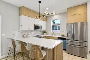1044 12th Ave S, Saint Petersburg, FL 33705 - Photo 15