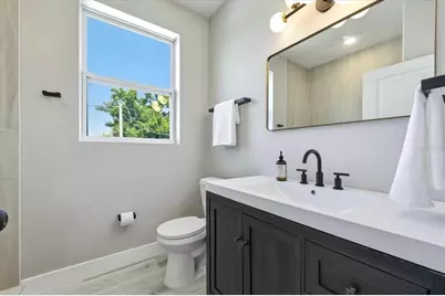 1044 12th Avenue S, Saint Petersburg, FL 33705 - Photo 27