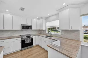 209 Westwinds Dr, Palm Harbor, FL 34683 - Photo 15