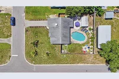 10437 52nd Avenue N, Saint Petersburg, FL 33708 - Photo 35