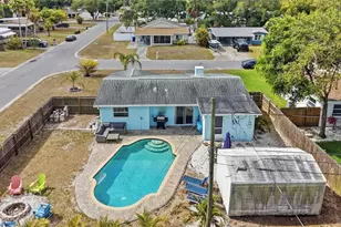 10437 52nd Ave N, Saint Petersburg, FL 33708 - Photo 7