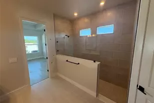 6823 Heron Mdw Dr, Sarasota, FL 34241 - Photo 11