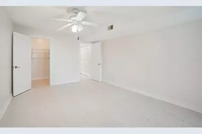 1847 Shore Drive S #117, South Pasadena, FL 33707 - Photo 17