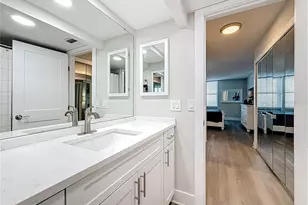 400 Island Way, Clearwater Beach, FL 33767 - Photo 41