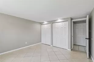 7111 Gateway Ct, Tampa, FL 33615 - Photo 37