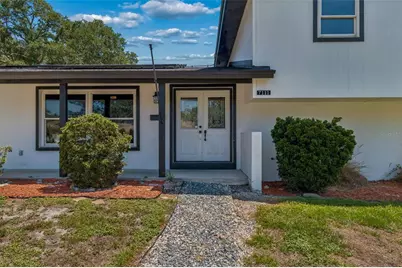 7111 Gateway Court, Tampa, FL 33615 - Photo 5