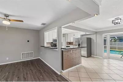 7111 Gateway Court, Tampa, FL 33615 - Photo 15