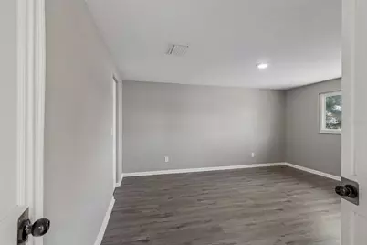 7111 Gateway Court, Tampa, FL 33615 - Photo 39