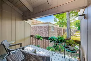 10453 Carrollbrook Cir, Tampa, FL 33618 - Photo 25