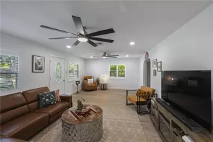 702 Gray St S, Gulfport, FL 33707 - Photo 9