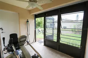 323 Knottwood Ct, Sun City Center, FL 33573 - Photo 19