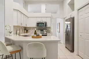 18220 Stillwell Ln, Tampa, FL 33647 - Photo 15