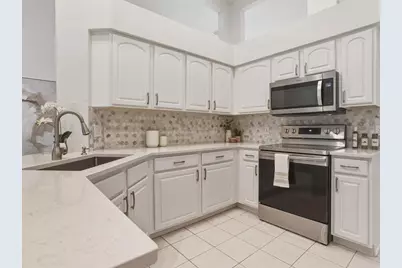 18220 Stillwell Lane, Tampa, FL 33647 - Photo 19