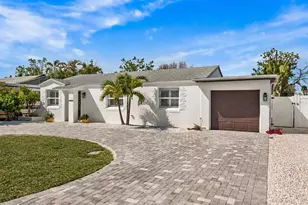 14024 N Bayshore Dr, Madeira Beach, FL 33708 - Photo 3