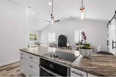14024 N Bayshore Drive, Madeira Beach, FL 33708 - Photo 21