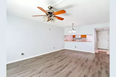 5820 N Church Avenue #164, Tampa, FL 33614 - Photo 3