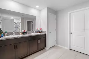 889 Calico Scallop St, Ruskin, FL 33570 - Photo 11