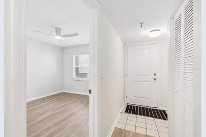 160 Columbia Drive #206, Tampa, FL 33606 - Photo 15
