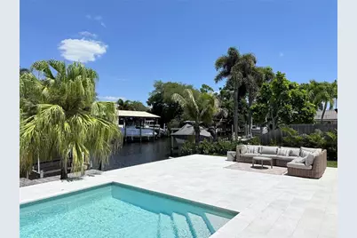 797 45th Avenue NE, Saint Petersburg, FL 33703 - Photo 7