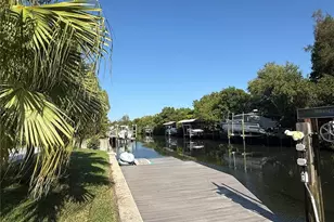 797 45th Ave NE, Saint Petersburg, FL 33703 - Photo 11