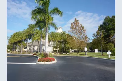 1302 High Hammock Drive #105, Tampa, FL 33619 - Photo 3