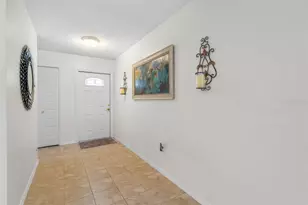 2034 Hawkhurst Cir, Sun City Center, FL 33573 - Photo 23