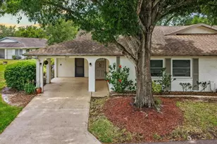 2034 Hawkhurst Cir, Sun City Center, FL 33573 - Photo 3