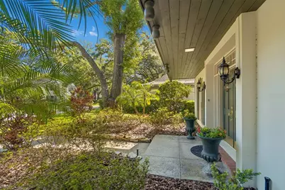 2522 Cozumel Drive, Tampa, FL 33618 - Photo 11