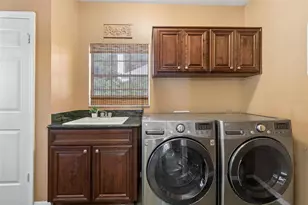 2522 Cozumel Dr, Tampa, FL 33618 - Photo 31