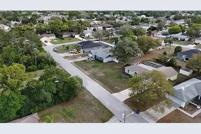 5046 Kenmore Street, Spring Hill, FL 34608 - Photo 17