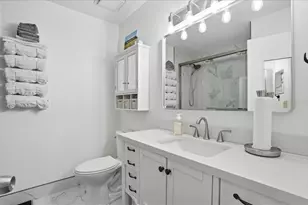 4138 37th St S, Saint Petersburg, FL 33711 - Photo 9