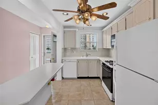 6025 Shore Blvd S, Gulfport, FL 33707 - Photo 7