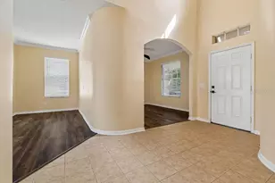 12215 Adventure Dr, Riverview, FL 33579 - Photo 7