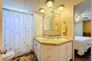 1040 Main St, Dunedin, FL 34698 - Photo 15