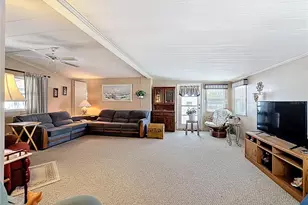 1040 Main St, Dunedin, FL 34698 - Photo 7