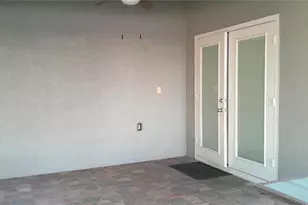 8512 Canterbury Lake Blvd, Tampa, FL 33619 - Photo 21