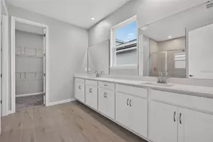 9553 Natural Oak Pt, Dade City, FL 33525 - Photo 21