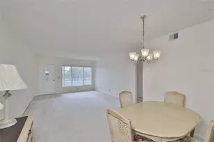 2358 Ecuadorian Way, Clearwater, FL 33763 - Photo 11