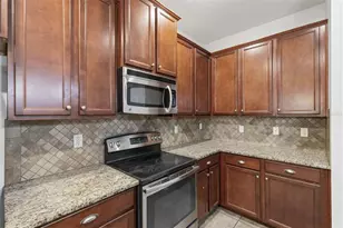 8505 Andalucia Field Dr, Temple Terrace, FL 33637 - Photo 9