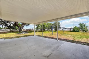 37327 Stanford Ave, Zephyrhills, FL 33541 - Photo 31