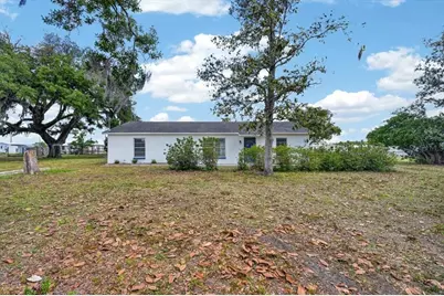 37327 Stanford Avenue, Zephyrhills, FL 33541 - Photo 3