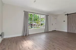 2101 E Howell St, Tampa, FL 33610 - Photo 3