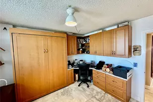 18304 Gulf Blvd, Redington Shores, FL 33708 - Photo 11