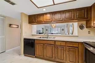 2593 Countryside Blvd, Clearwater, FL 33761 - Photo 13