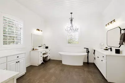 356 Belleair Drive NE, Saint Petersburg, FL 33704 - Photo 35