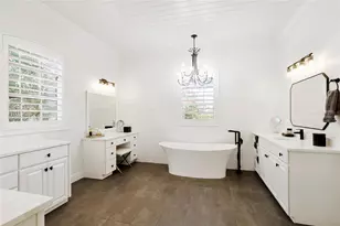 356 Belleair Dr NE, Saint Petersburg, FL 33704 - Photo 35