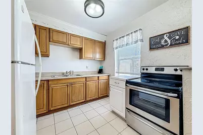 550 40th Street S, Saint Petersburg, FL 33711 - Photo 13