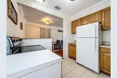 550 40th Street S, Saint Petersburg, FL 33711 - Photo 17