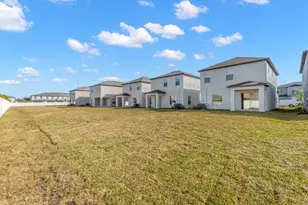 4436 Globe Thistle Dr, Tampa, FL 33619 - Photo 15