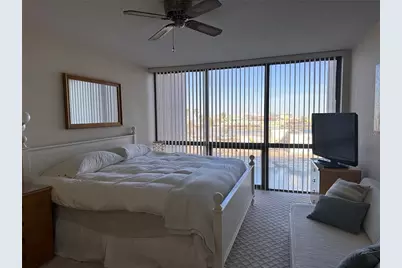 1 Key Capri #303W, Treasure Island, FL 33706 - Photo 19